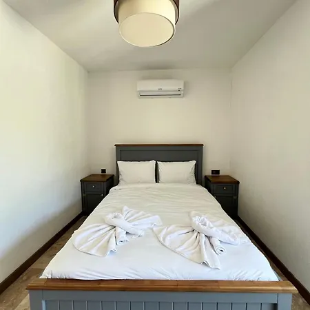 Aden Garden Чешме