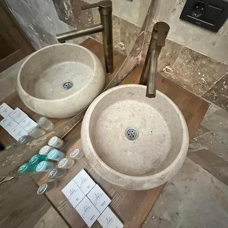 Aden Garden Otel Çeşme