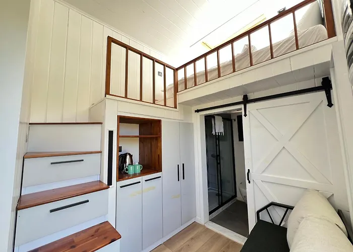 Aden Garden Hotell *