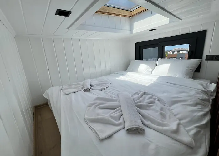 Aden Garden * Çeşme