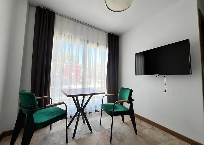 Aden Garden Hotell *