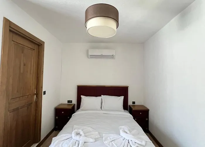 Hotell Aden Garden Çeşme